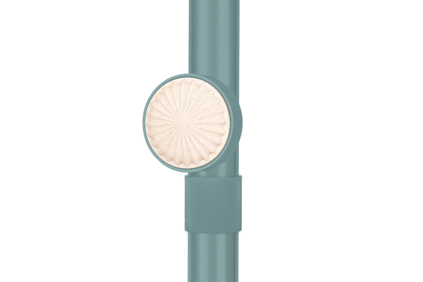 JEE-O IZI Turquoise — on/off control detail