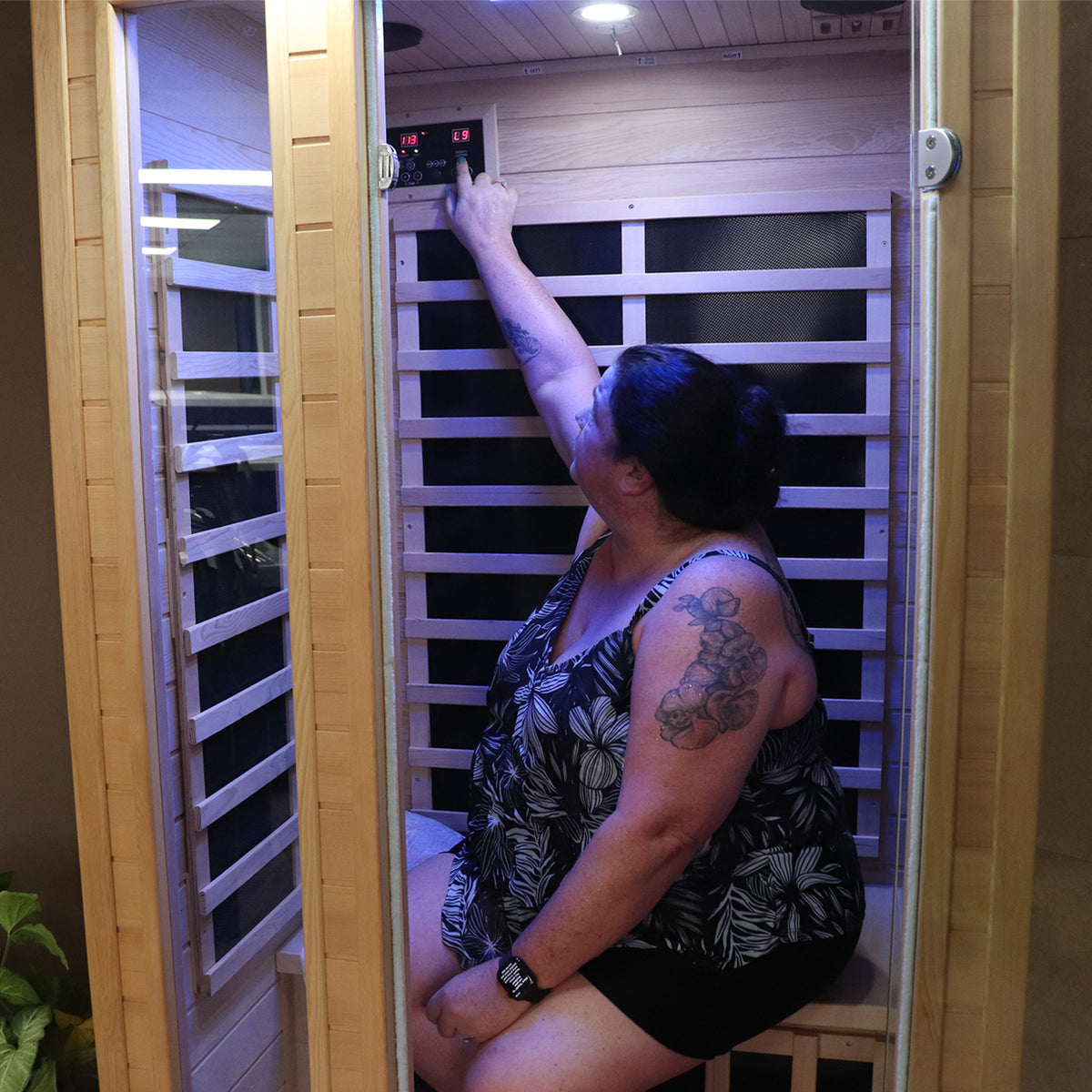 1-person Sweat Therapy Tremblant sauna - Seated use and digital controls