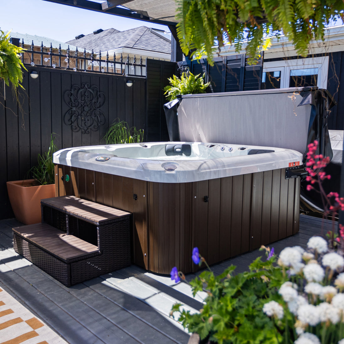 Liberty Spas LYS5000 6-Person Hot Tub - supplier product photo 12